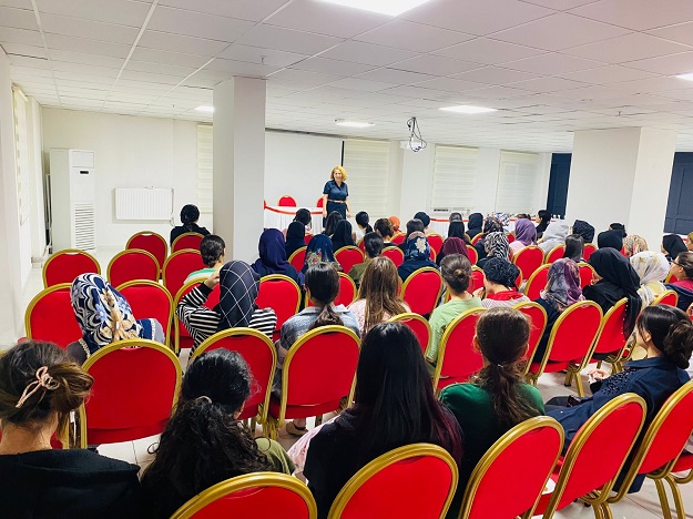 SÜVEYBE ANA KIZ YURDUNDA “UYUM PROGRAMI”