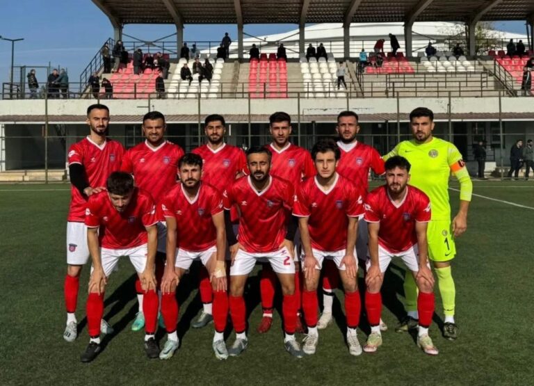 1955 BELEDİYE’DEN FUTBOL REZİTALİ: 4–0