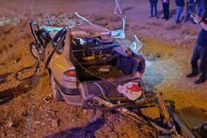 Stadyum Önünde Feci Kaza: 2 Çocuk Hayatını Kaybetti, Baba Ağır Yaralı