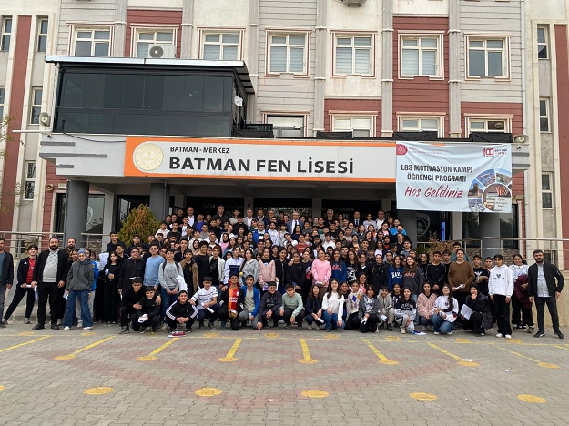 LGS ÖĞRENCİLERİ MOTİVASYON KAMPI BAŞARIYLA TAMAMLANDI
