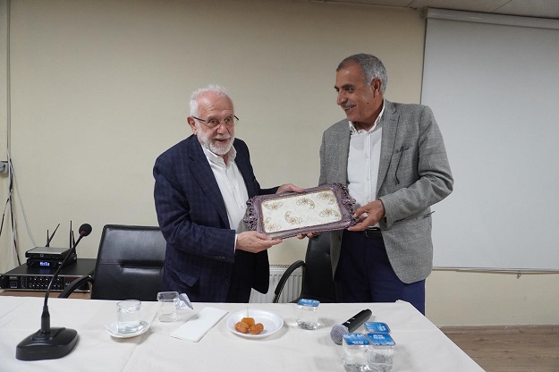 SIRMA ÜNİVERSİTE ÖĞRENCİLERİNİN KONUĞU OLDU