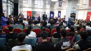 VALİ YARDIMCISI VE KAYMAKAM İMRAK GENÇLERLE BULUŞTU