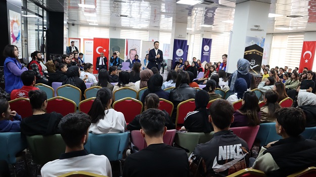 VALİ YARDIMCISI VE KAYMAKAM İMRAK GENÇLERLE BULUŞTU