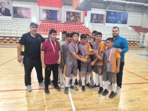 AZİZ SANCAR ORTAOKULU ŞAMPİYON OLDU