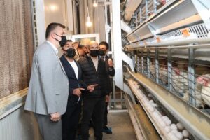 GARZAN YUMURTA TESİSİNE KAYMAKAM SERİN’DEN TAM NOT