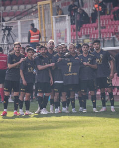 PETROLSPOR YENİDEN LİDER!