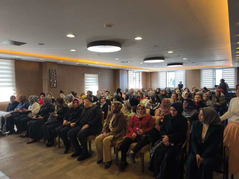 “KADINLARIN OMUZ VERMEDİĞİ BİR TEŞKİLATIN GELECEĞI INŞA EDİLEMEZ”