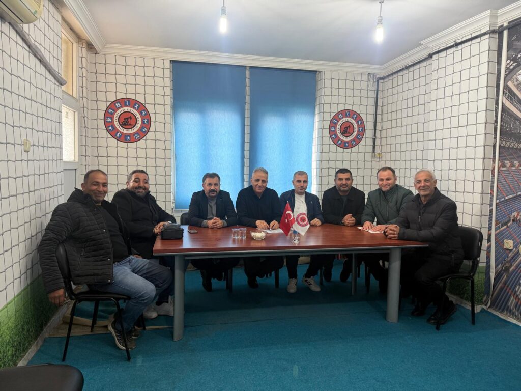 ASKF’DE BAŞKAN AKYOL GÜVEN TAZELEDİ