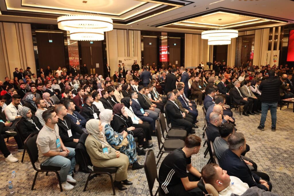 BATMANLI GENÇLER ŞANLIURFA’DAKİ 11. GENÇ TÜRKİYE FORUMU’NA KATILDI