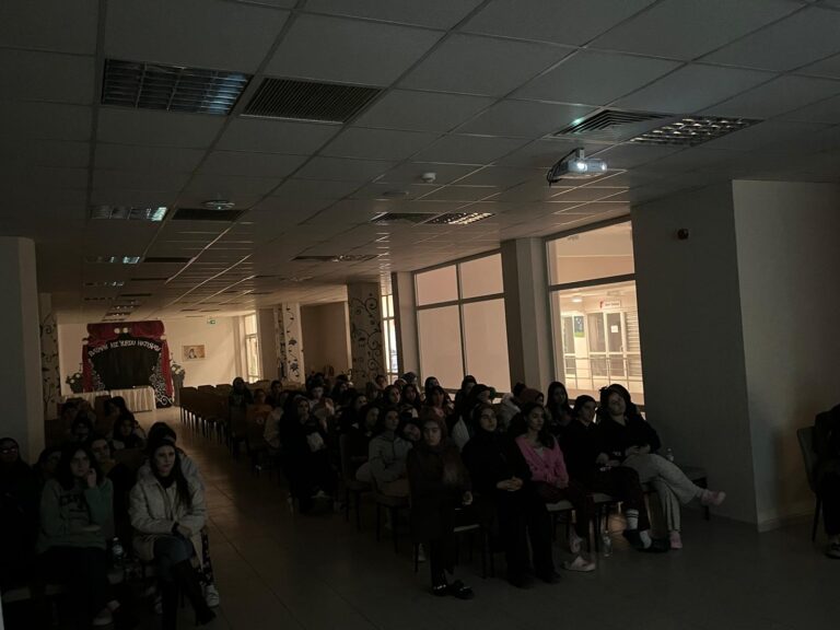 GENÇLİK SİNEMA KEYFİNİ ÖĞRENCİLERİN AYAĞINA GÖTÜRÜYOR