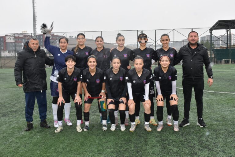 KADIN FUTBOL TAKIMIMIZ 2. GALİBİYETİNİ ALDI: 3-1