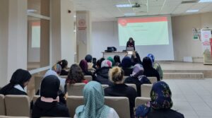 KIZ YURDUNDAN ‘KADINA EL KALKAMAZ’ SEMİNERİ