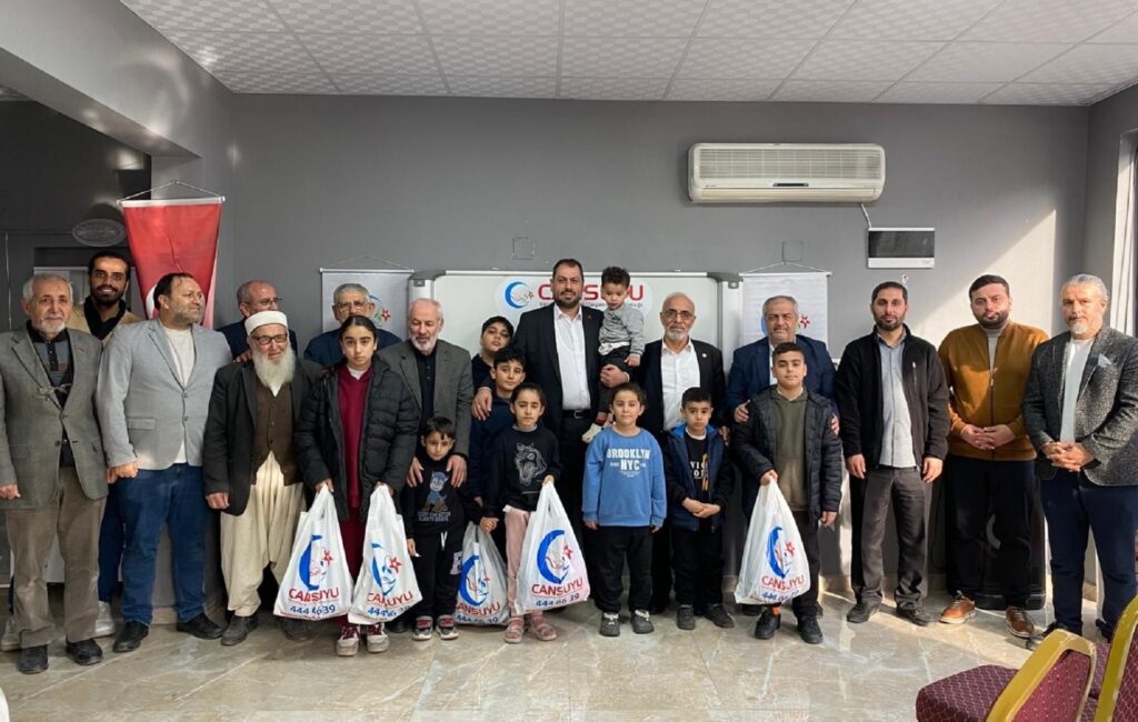 “HER BİR DESTEK, BİR MAZLUMUN DUASI OLARAK GERİ DÖNMEKTEDİR.”