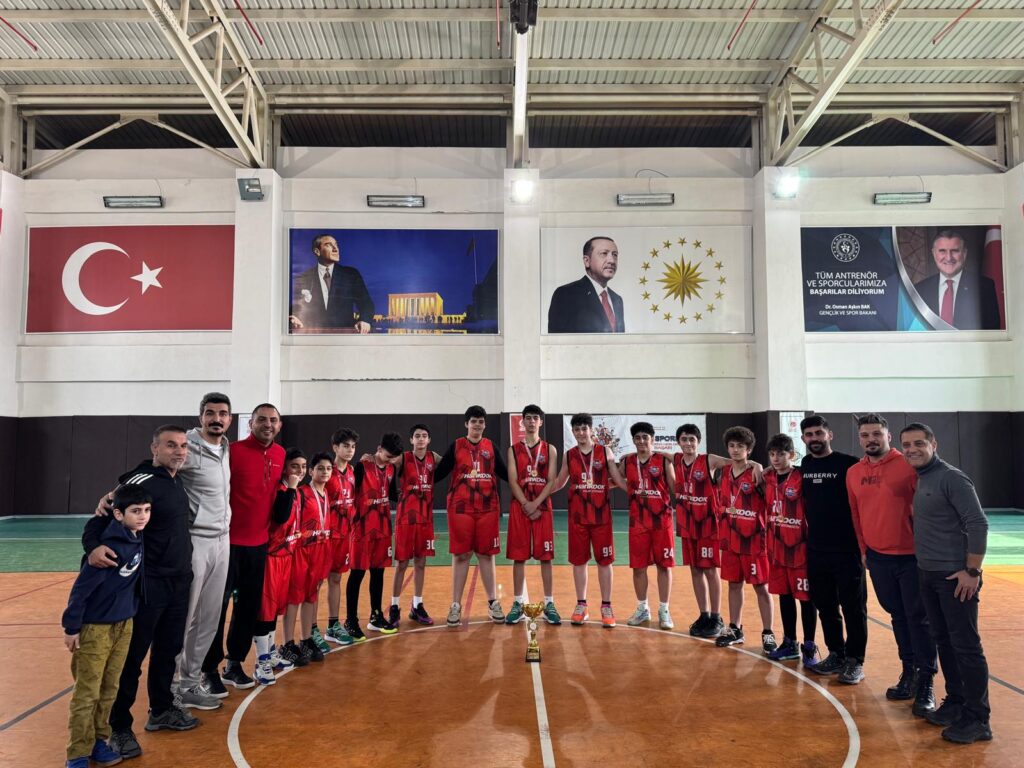 BORSA POTADA RAKİP TANIMIYOR