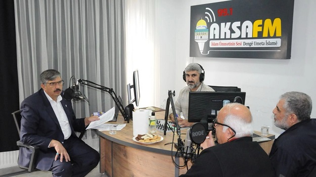 “SÖZLE DEĞİL, İCRAATLA KONUŞUYORUZ”