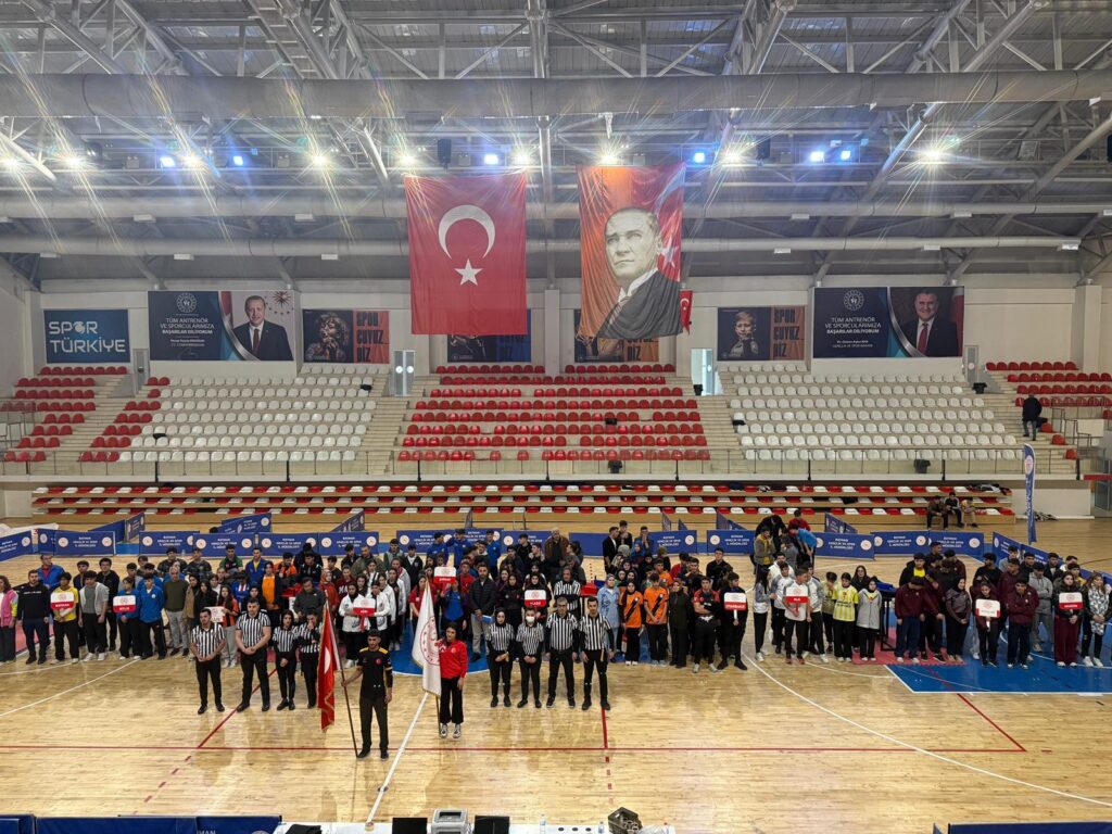 BİLEK GÜREŞİNDE 13 İLE EV SAHİPLİĞİ YAPTIK