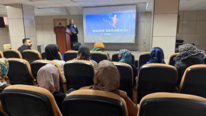 GENÇLERE BAĞIMLILIKLA MÜCADELE EĞİTİMİ