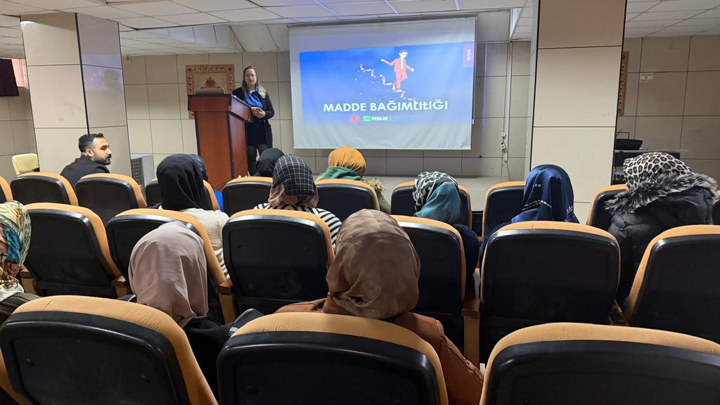 GENÇLERE BAĞIMLILIKLA MÜCADELE EĞİTİMİ