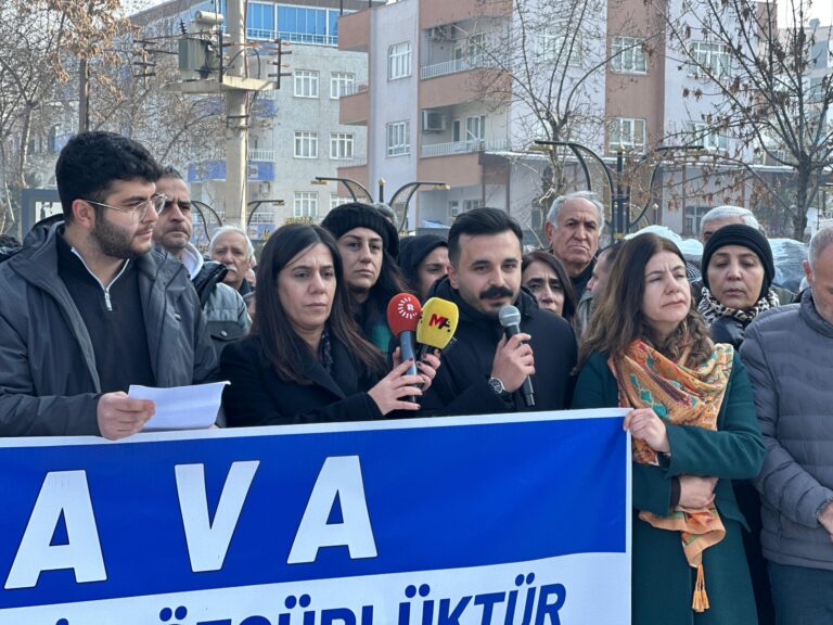 Batman’da Rojava Saldırıları Protesto Edildi
