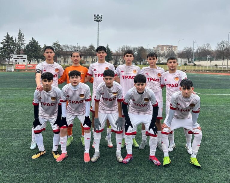 PETROLSPOR U15 LİDERLİĞE YÜKSELDİ