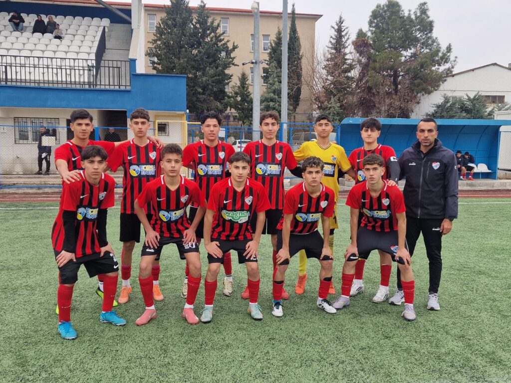 ÖZEL İDARE GENÇLERBİRLİĞİ SPORDAN KRİTİK GALİBİYET: 2-1