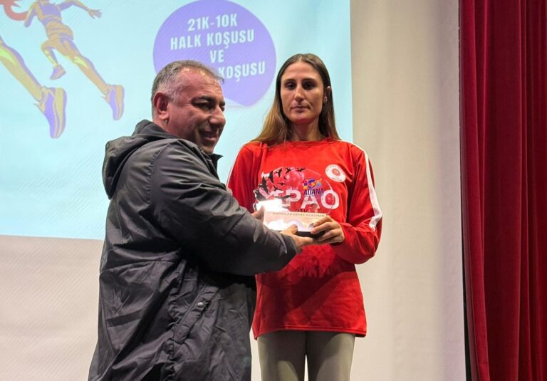 “Altın Kız” Ruken Tek Adana’yı Salladı!