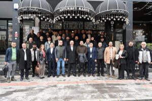 VALİ CANALP, GAZETECİLERİ AĞIRLADI