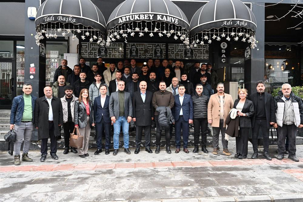 VALİ CANALP, GAZETECİLERİ AĞIRLADI