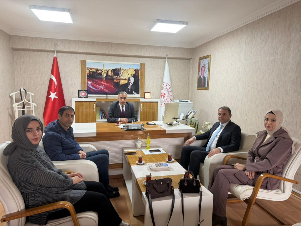 YURTLARDA “ISITAN ELLER” PROJESİNE YOĞUN İLGİ