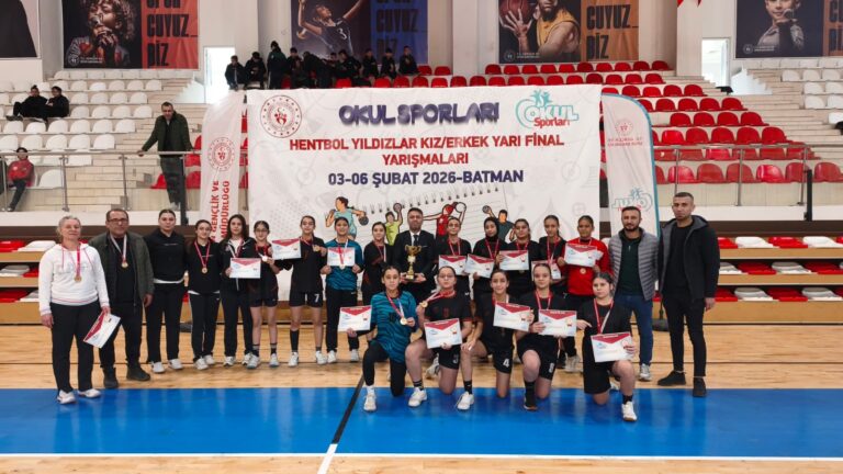 HENTBOLDA YARI FİNAL ŞAMPİYONLARI BELLİ OLDU