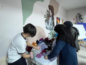 ISITAN ELLER, ISITAN YÜREKLER